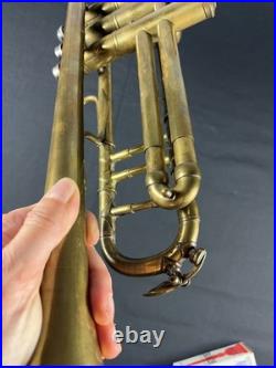 1900 PARIS WORLD FAIR JEROME THIBOUVILLE AWARD TRUMPET by COUESNON -JAZZ in Case