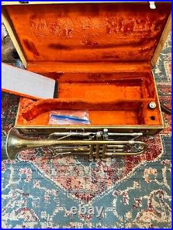 1950s Getzen 90 Delux Trumpet with Case (as is)