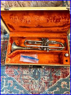 1950s Getzen 90 Delux Trumpet with Case (as is)