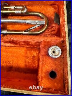 1950s Getzen 90 Delux Trumpet with Case (as is)