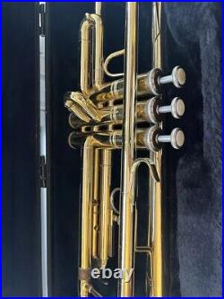 BACH Aristocrat TR600 Student Brass Bb Trumpet TR-600 & Case and Mouthpiece