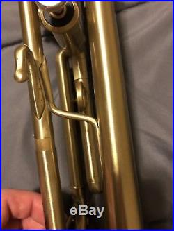 Bach Stradivarius Trumpet 72 Corporation Bell Brushed Lacquer