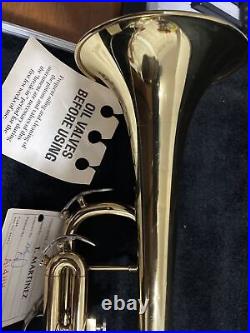 Conn Brass Trumpet & Case Sn S75560 mouthpiece conn 7c