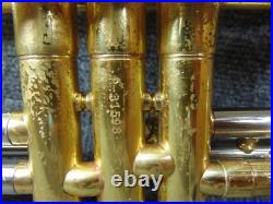 Conn Director Bb Trumpet Beginner Student School Band Case Mouthpiece