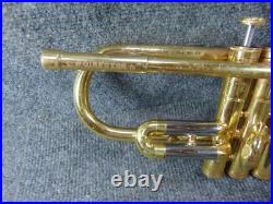Conn Director Bb Trumpet Beginner Student School Band Case Mouthpiece