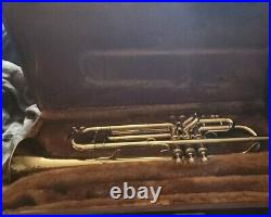 Conn Early 8b trumpet. Un Marked. Looks Absolutely Stunning