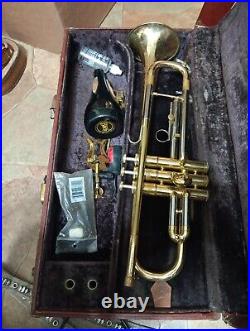 Conn trumpet Plus Accessories & Case