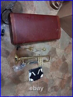 Conn trumpet Plus Accessories & Case