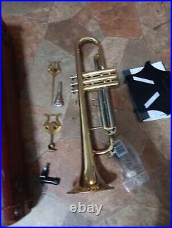 Conn trumpet Plus Accessories & Case