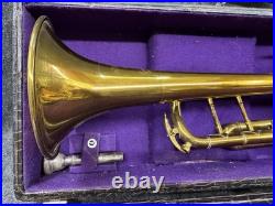 Couesnon LAFAYETTE Trumpet Made in France with Mouthpiece and Case SUPERB
