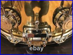 DW Collector's Series 5.5x14 Polished Bell Brass Snare withChrome Hardware