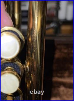 Doc Severinsen 1000B Trumpet with Case 2 Mouthpieces