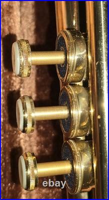 Doc Severinsen 1000B Trumpet with Case 2 Mouthpieces