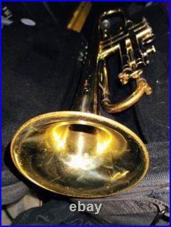 Getzen 300 Series Bb Trumpet Brass Lacquered with Case & Mouthpiece