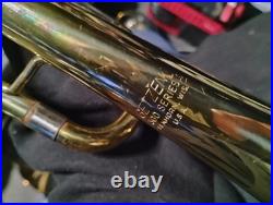 Getzen 300 Series Bb Trumpet Brass Lacquered with Case & Mouthpiece