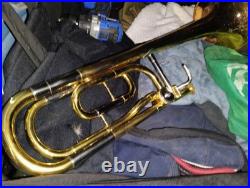 Getzen 300 Series Bb Trumpet Brass Lacquered with Case & Mouthpiece