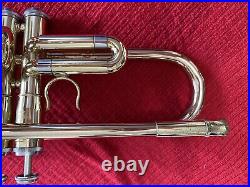 Getzen 400 Series Brass Gold Trumpet with Mouthpiece 7C, Hard Case and Extras