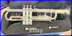Getzen Eterna 700S (1998) Silver Plated Trumpet Withsoft Case, Mouthpieces, & More