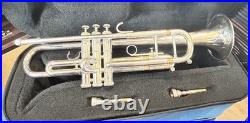 Getzen Eterna 700S (1998) Silver Plated Trumpet Withsoft Case, Mouthpieces, & More