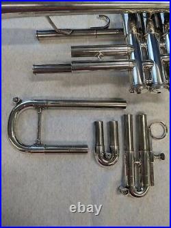 Getzen Eterna Severinsen Model Trumpet 1976-1979 Silver Mutes Mouth Piece Case