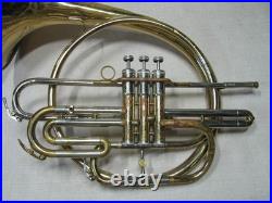 HOLTON MH101 MARCHING MELLOPHONE ELKHORN WI USA VINTAGE WithCASE COSMETIC ISSUES