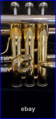 Jupiter Capital Edition CEB-660 trumpet w case. Two-tone. Student/Intermediate