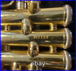Jupiter Capital Edition CEB-660 trumpet w case. Two-tone. Student/Intermediate