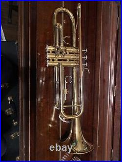 Kaizer Trumpet B Flat Bb Gold Lacquer- No Mouthpiece- Almost Perfect Condition