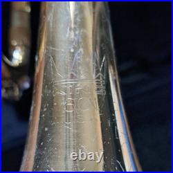 King 601 Bb Trumpet Lacquered Brass, Case included
