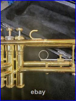 King 601 Trumpet with Carrying Case No Mouth Piece