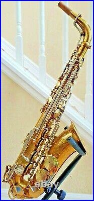 King Super 20 Alto Saxophone just overhauled with roo pads