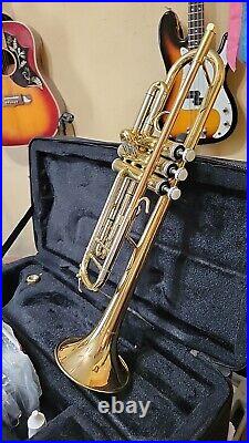 Levante LV-TR6305 Professional Concert Series Bb Clear Lacquer Trumpet + Case