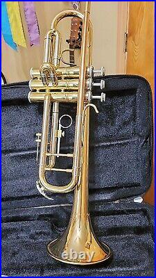 Levante LV-TR6305 Professional Concert Series Bb Clear Lacquer Trumpet + Case