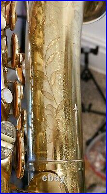 Martin Magna Tenor Saxophone 1963 Gold Lacquer 212XXX Matching Numbers
