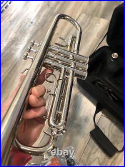 Mendini by Cecilio MTT-L Student Trumpet With Case + Mouthpiece
