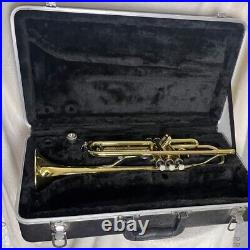 NICE Bundy Selma Gold Student Trumpet Model BTR-130 with Bundy Case & Mouthpiece