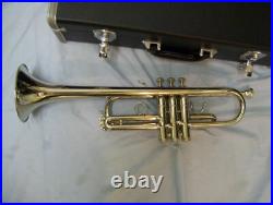 New C key Trumpet with mouthpiece and hard case, Gold color