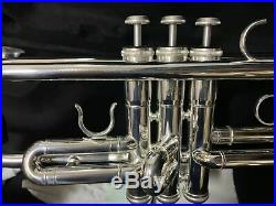 New YAMAHA B tune YTR-2335S trumpet instruments with in Beautiful box