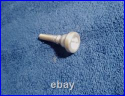 Olds Ambassador Cornet, 1959 serviced in good cond. With Vintage Mouthpiece & Case