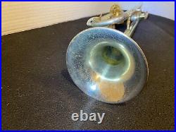 Olds Studio Bb trumpet, vintage. Los Angeles on the bell. 2 metal bell. Solid