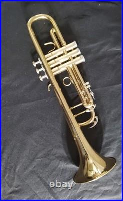 Orlando Deluxe Trumpet made in U. S. A. With7C Mouthpiece and good case