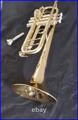 Orlando Deluxe Trumpet made in U. S. A. With7C Mouthpiece and good case
