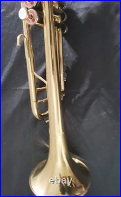 Orlando Deluxe Trumpet made in U. S. A. With7C Mouthpiece and good case