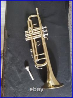 Orlando Deluxe Trumpet made in U. S. A. With7C Mouthpiece and good case