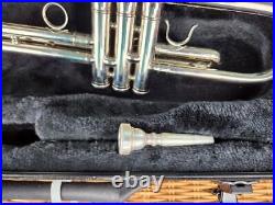 Signature Trumpet 0875944