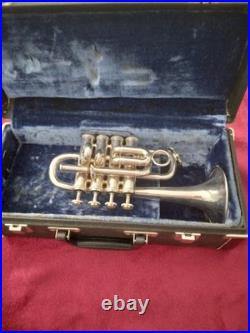 Signet Piccolo Trumpet, 2 pipes, case, mouthpiece, very good condition
