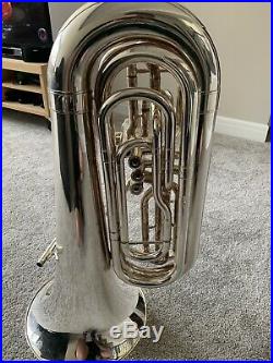 Silver Yamaha YBB-621 3/4 BBb 4 Valved Tuba