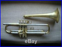 The Martin Committee `DELUXE` 1947 year `Dizzy style` trumpet Heim Schilke case