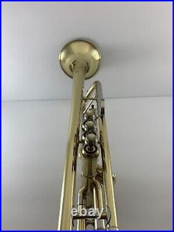 Trumpet BUESCHER The 400 Lightweight Model 217 Trumpet & Original Case