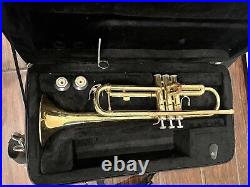 Trumpet Yamaha YTR-2335 Gold with2 BACH Mouthpieces for Restoration